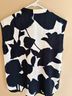Ann Taylor 100% Polyester Floral Multi Color Sleeveless Blouse Size XS - photo 3