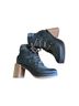 Sorel 100% Leather Black Gray Heels Size 8 1/2 - photo 4
