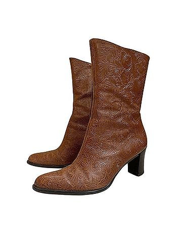 A. Marinelli Archer Heels (view 1)