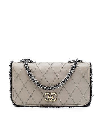 Chanel CC Quilted Lambskin Tweedy Flap Color (view 1)
