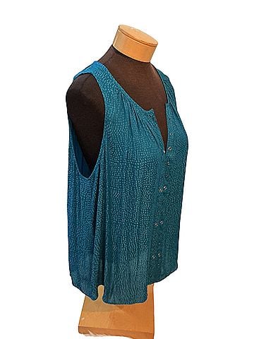 Jennifer Lopez Sleeveless Blouse (view 2)