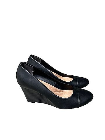 Giani Bernini Wedges (view 1)