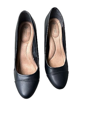 Giani Bernini Wedges (view 2)