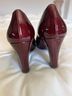 Stuart Weitzman Burgundy Heels Size 6 - photo 3