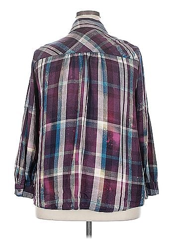 Lane Bryant Lane Bryant Long Sleeve Button Down Shirt (view 2)