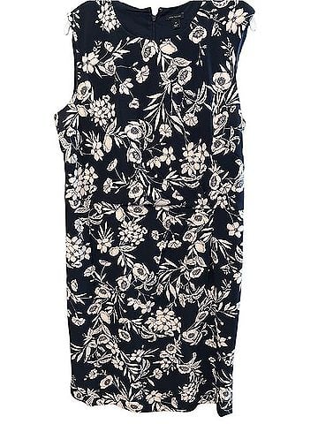 Ann Taylor Casual Dress (view 1)