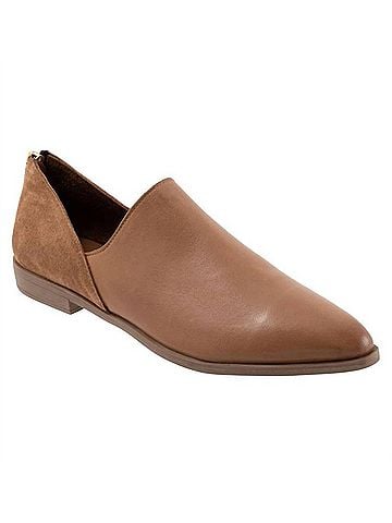 Bueno Women's Beau Slip-On Shoes in Walnut (view 2)