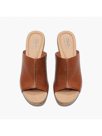 Clarks Women's Giselle Orchid Sandal in Tan Leather (view 2)