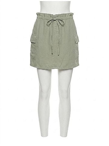 Bella Dahl Posey Cargo Mini Skirt in Aloe Vera Green (view 1)