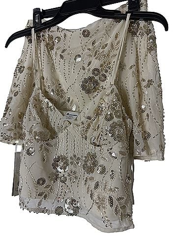 No Boundaries Short Sleeve Blouse (view 1)