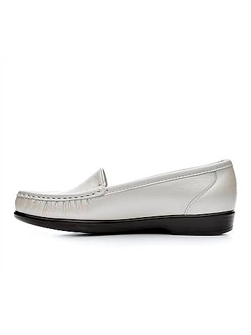 SAS Women's Simplify Slip On Loafer - Medium (view 2)