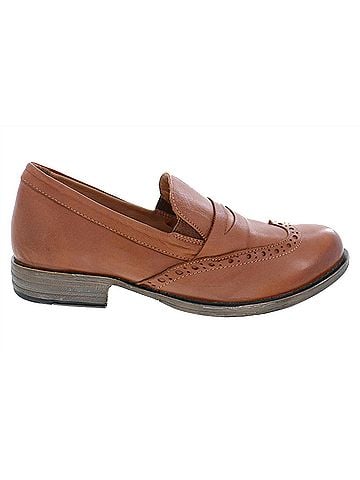 Biza Women's Erica Leather Loafers in Brandy Brown (view 2)