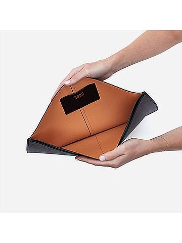 Hobo The Original Women's Vida Laptop Sleeve 16" in Black (view 2)