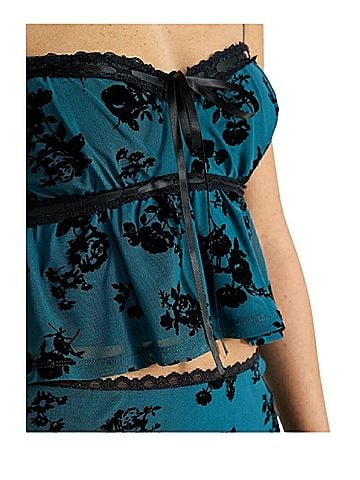No Boundaries Casual Skirt (view 1)