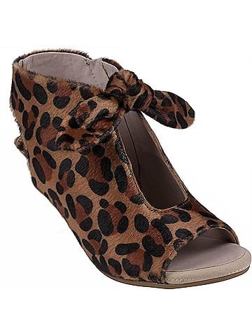 GC Women's Kimora Sandals in Leopard (view 1)