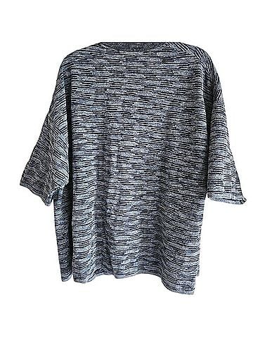 Closed Cardigan (view 2)
