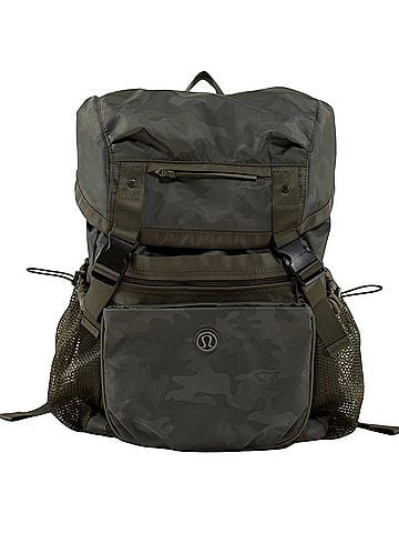 Lululemon Athletica Lululemon Travelling Yogini Rucksack Savasana Camo 20cm Fatigue Green Weekender (view 1)