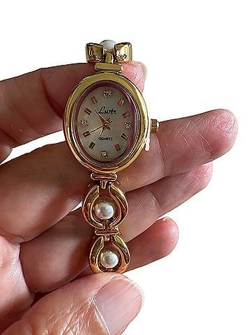 Watch L.A. Watch (view 2)