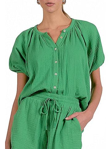 Elan Short Sleeve Gauze Top in Kelly Green (view 2)
