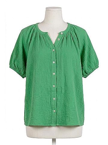 Elan Short Sleeve Gauze Top in Kelly Green (view 1)