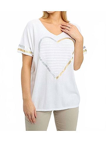 Frank Lyman Design Short Sleeve Heart Print Knit Top in White (view 2)