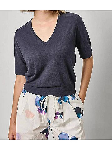 Lilla P V-Neck Saddle Sleeve Sweater in Navy (view 2)
