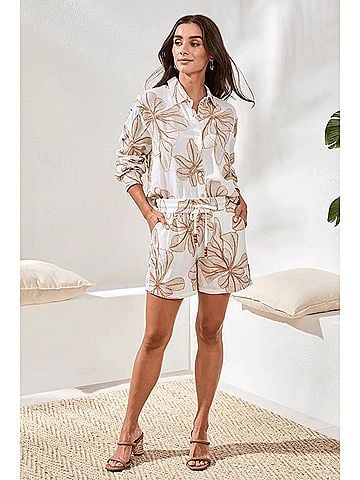 Tribal Crosshatch Embroidered Pull-On Shorts in White (view 2)