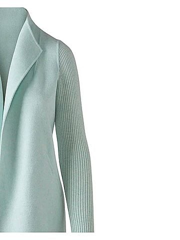 Kinross Women's Rib Sleeve Coat in Seaglass (view 2)