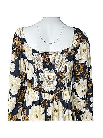 Old Navy Maxi Dress Casual Dress (view 2)