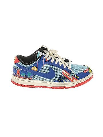Nike Nike Sneakers (view 1)