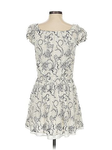 Alice + Olivia Alice + Olivia Casual Dress (view 2)
