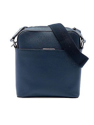 Louis Vuitton Taiga Anton Pochette (view 1)