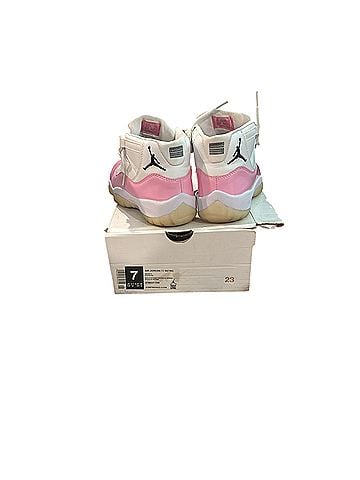 Jordan Sneakers (view 2)