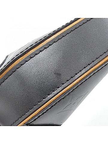 Louis Vuitton Louis Vuitton Monogram Matte Fowler M55142 Shoulder Bag (view 2)