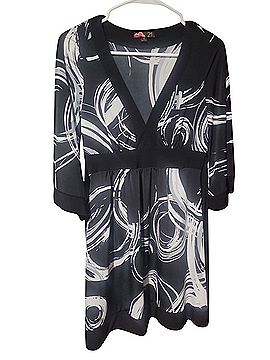 Forever 21 Casual Dress (view 2)
