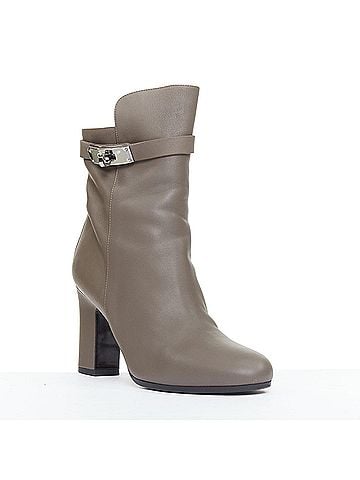 Hermès Hermes Kelly Buckle Ankle Boots (view 2)