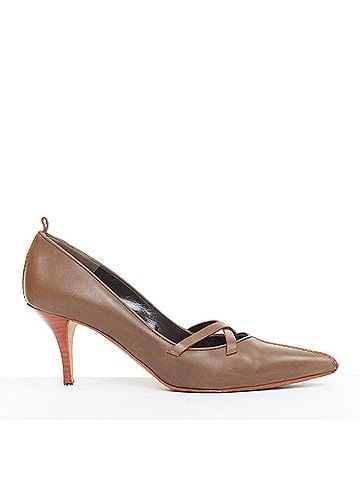 Manolo Blahnik Manolo Blahnik Leather Kitten Pumps (view 1)