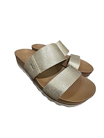 Reef Sandals (view 1)
