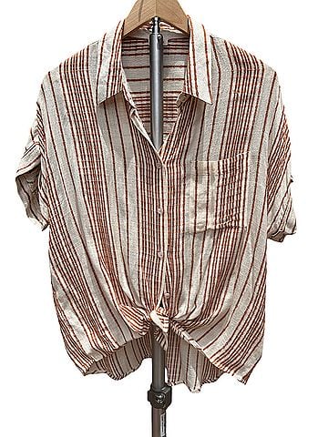 En Creme Short Sleeve Button-Down Shirt (view 1)