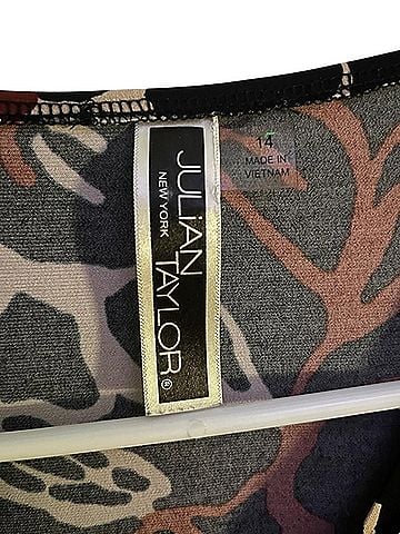 Julian Taylor Casual Dress (view 2)