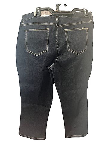 Jennifer Lopez Jeans (view 2)