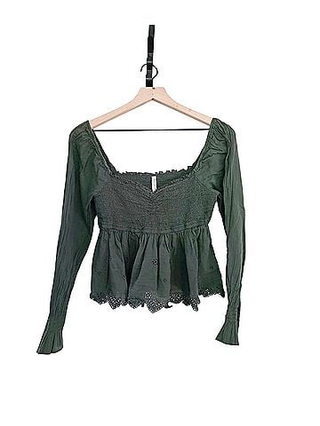 American Eagle Outfitters Long Sleeve T-Shirt (view 1)
