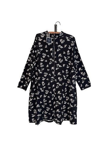 Kaari Blue Curvy Shift Dress Casual Dress (view 2)
