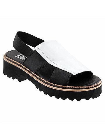 Bueno Women's Amy Sandal in White (view 1)