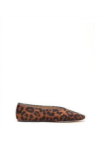 Le Monde Beryl Women's Regency Slipper in Leopard Calf Hair (view 1)
