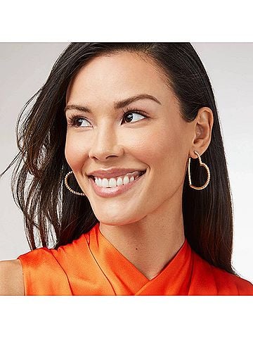 Julie Vos Women's Esme Heart Pearl Hoop Earrings in Gold (view 2)
