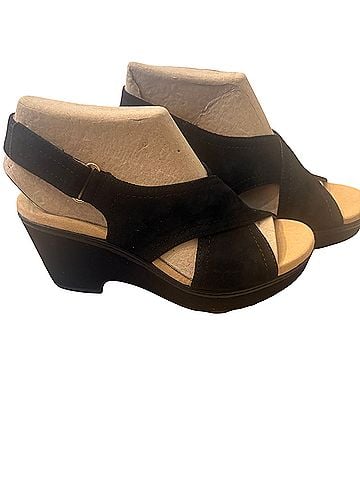 Clarks Giselle Dove Wedges (view 2)