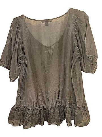 Gap Short Sleeve T-Shirt (view 2)