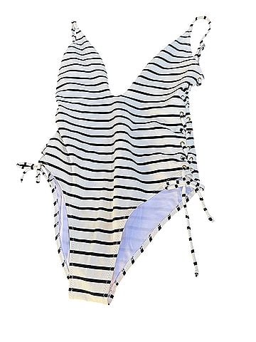 La Boutique One Piece Swimsuit (view 2)