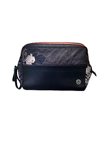 Lululemon Athletica Mind And Body Kit Makeup Bag (view 1)